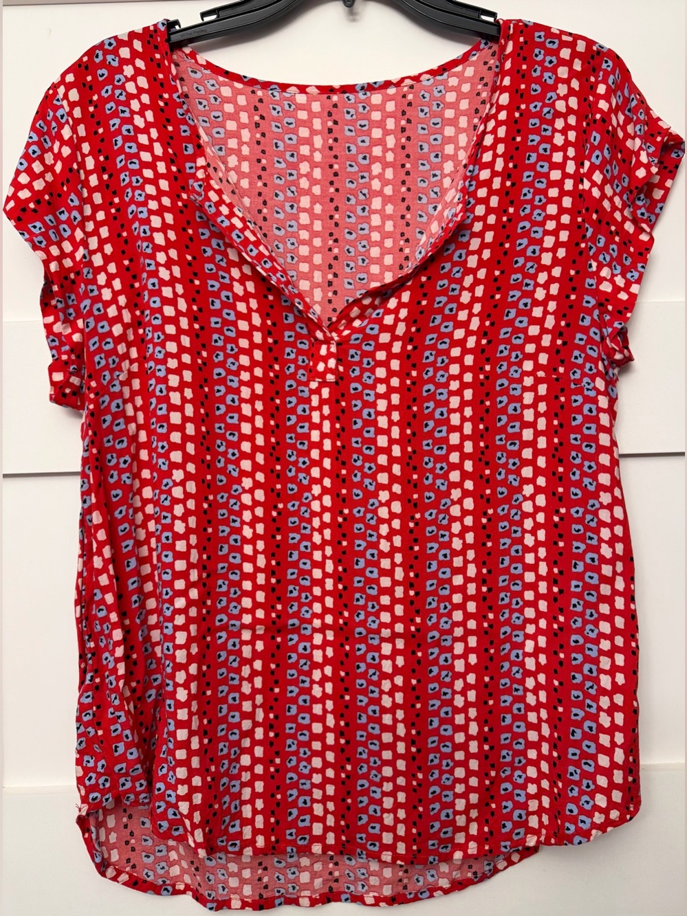 Red Patterned V-Neck Women's Top. Size-L
